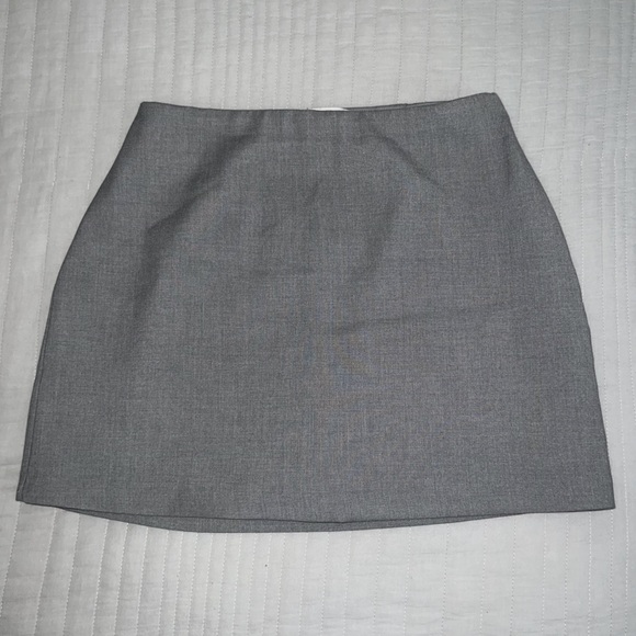 A&F Scarlett Mini Skort - Picture 5 of 7